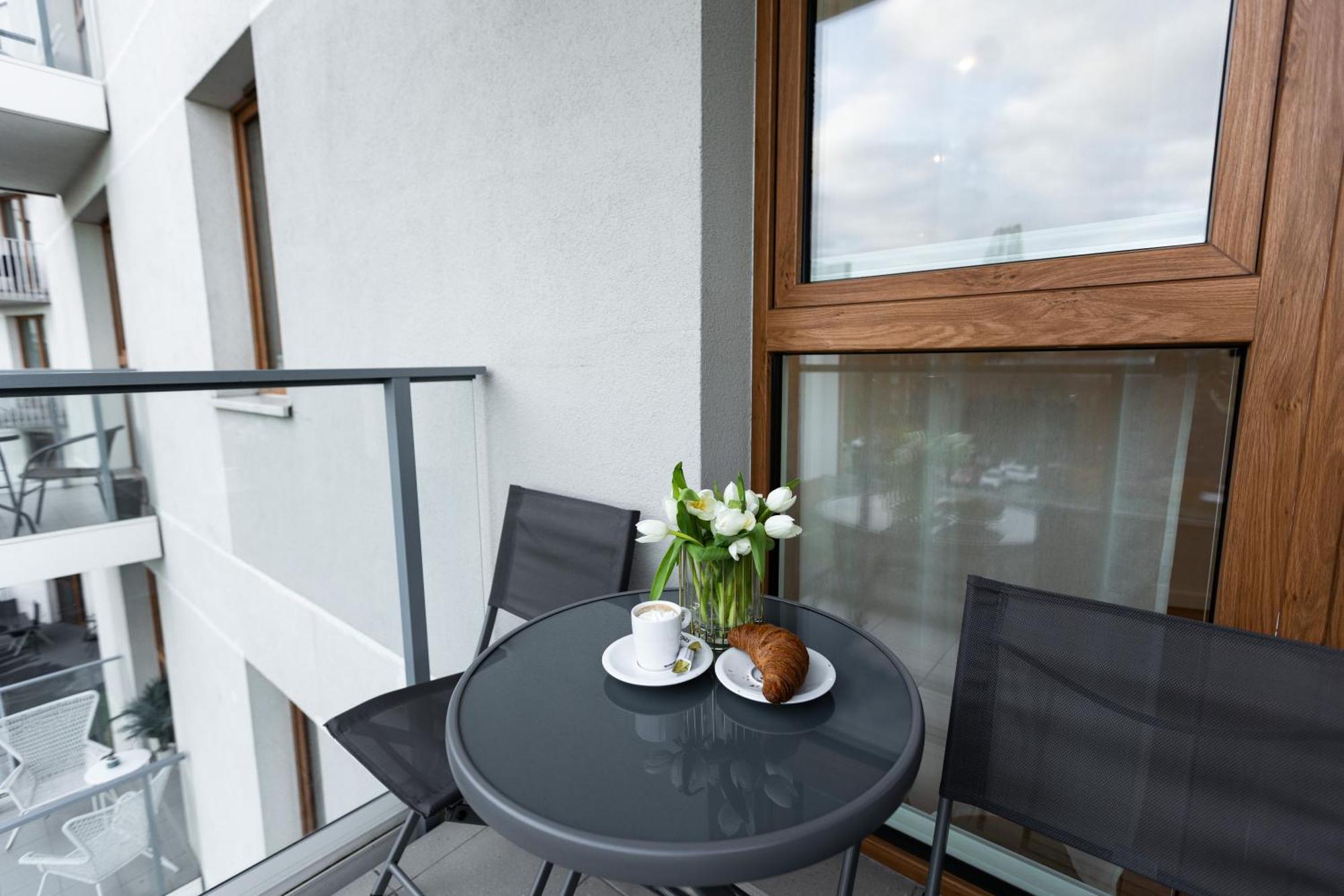 Maya's Flats & 53 - Walowa 40, Lägenhet Gdańsk